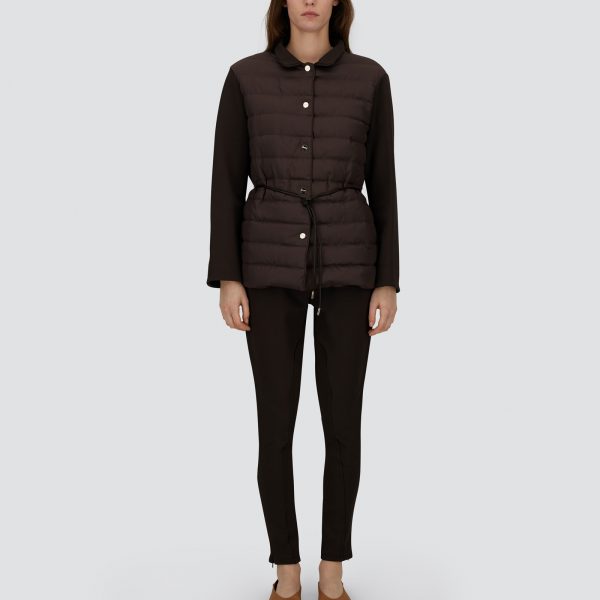 PT000155D_56027_8800_SN060105_CLOSEUP001_ISHOWROOM2