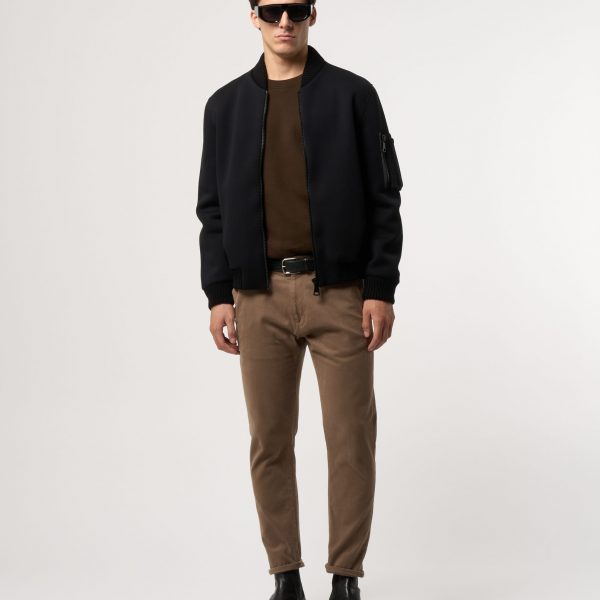 UF641_KF0196U_IT1_DU_W25_737_08